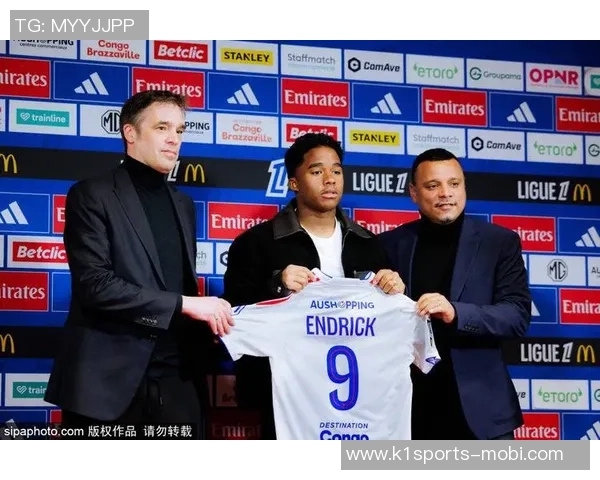 里昂租借巴黎新星诺哈姆卡马拉并附带强制买断条款