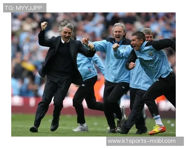 曼奇尼的坚持让我加盟曼城成为职业生涯最佳选择之一