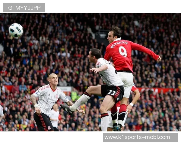 曼联恢复训练双红会首发缺席替补球员积极参与备战