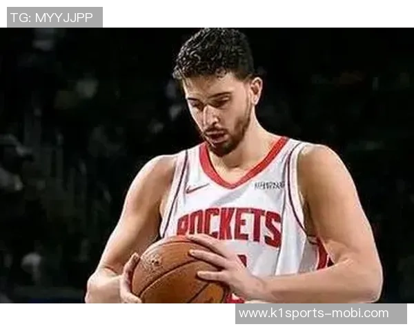 考辛斯称赞申京实力强大但火箭仍需提升控卫位置并合理利用KD的进攻能力